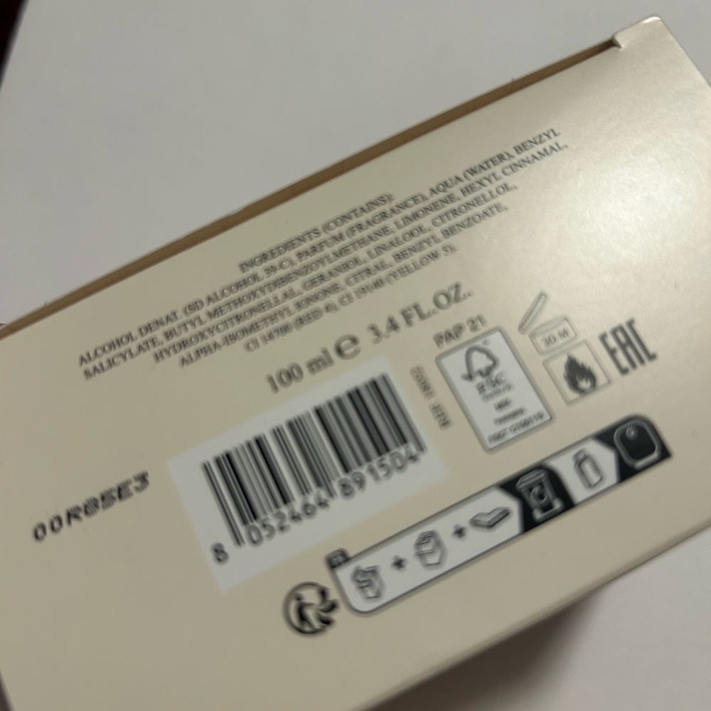 Signorina Eleganza Salvatore Ferragamo 100ml/3.4 fl oz w box excellent - Picture 4 of 12